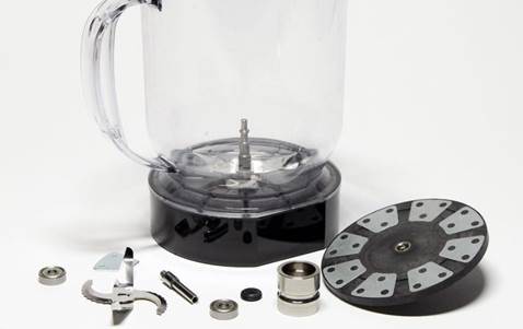 Magnetic drive mixing cup
